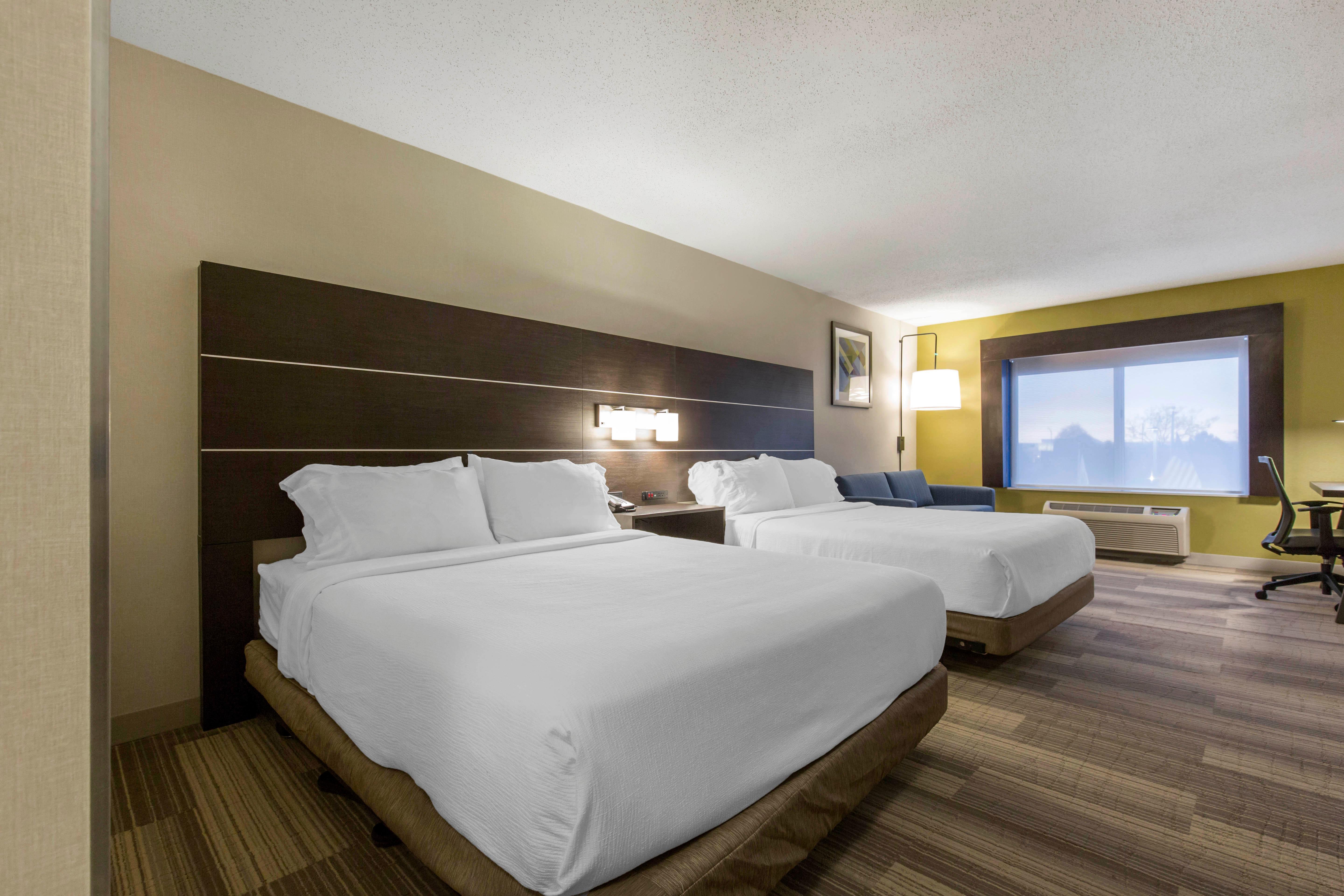 Holiday Inn Express And Suites Chicago West - St Charles, An Ihg Hotel Saint Charles Dış mekan fotoğraf